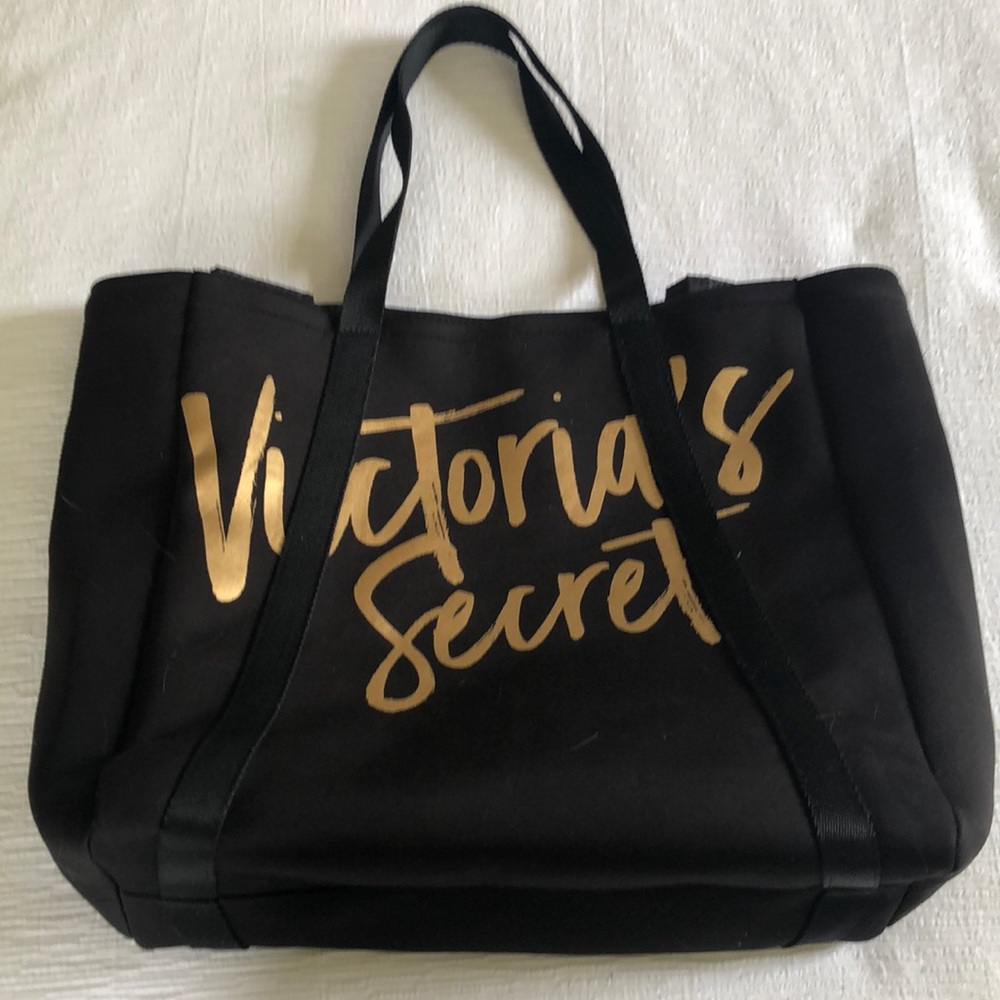 Black Victoria’s Secret Insulated Beach Bag
